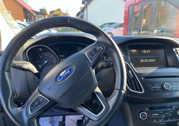Ford Focus cena 28700 przebieg: 217830, rok produkcji 2014 z Sulechów małe 352